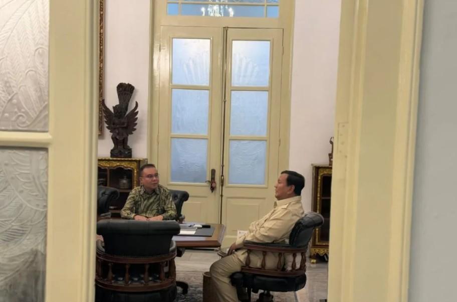 Presiden Prabowo dan Wakil Ketua DPR Bahas Kesejahteraan Ojol hingga Persiapan Haji 2026 dalam Pertemuan di Istana