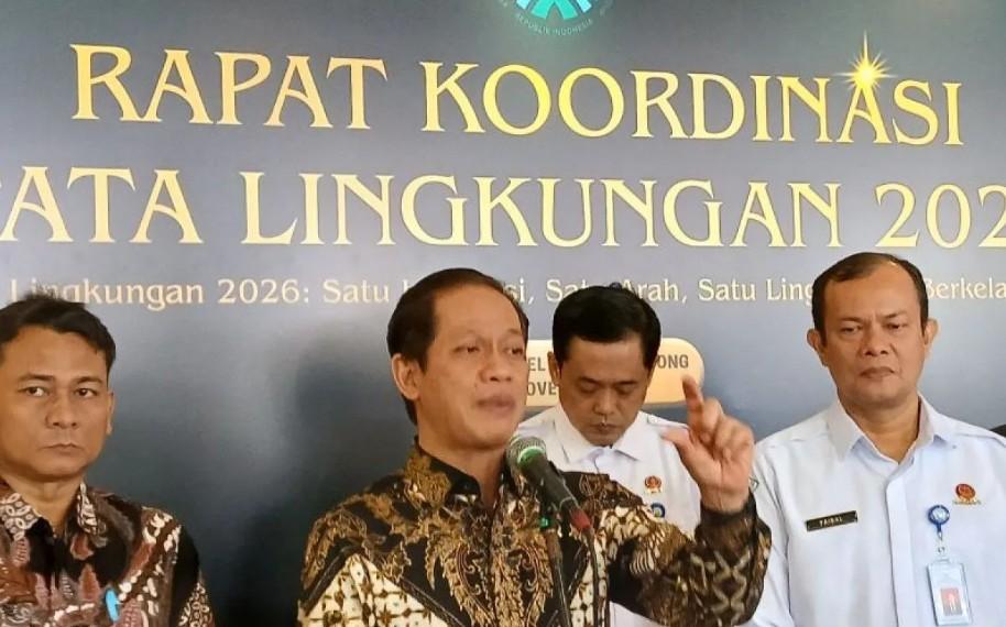 KLH Periksa Kepala Daerah Bandung Raya Terkait 4.000 Ton Sampah Masuk Sungai Citarum Setiap Hari