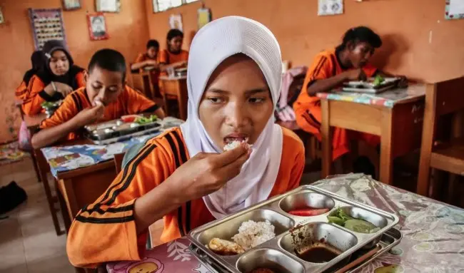 Klaim MBG Diganti Uang Tunai adalah Hoaks, Pemerintah Tegaskan Program Tetap Berjalan Sesuai Konsep Awal