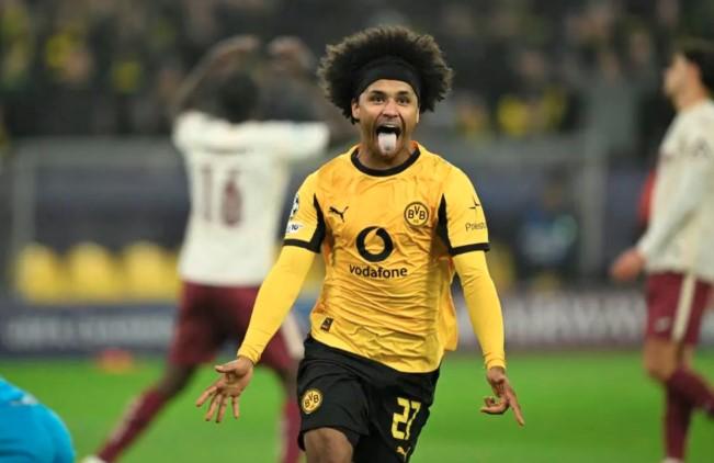 Dortmund Hancurkan Villarreal 4-0, Guirassy Borong Dua Gol dan Penalti Gagal