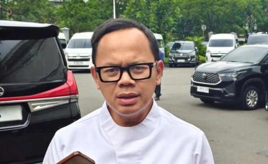 Wamendagri Bima Arya Akan Laporkan Penanganan Bencana Sumatera ke Presiden Prabowo
