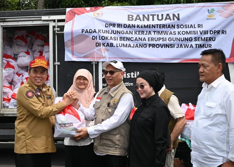 Timwas DPR RI Desak Percepatan Perbaikan Akses Sekolah dan Pengungsian Permanen Pasca Erupsi Semeru