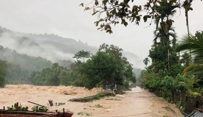 Banjir Parah Putuskan Akses ke Beutong Ateuh Banggalang dan Rusak 100 Rumah Warga