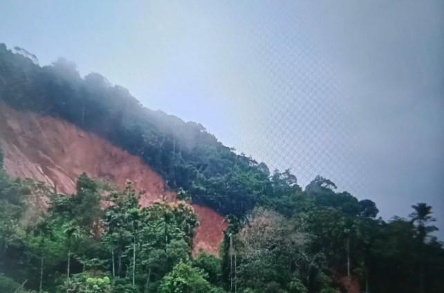 Longsor di Pasaman Barat, Enam Warga Masih Tertimbun dan 96 Mengungsi
