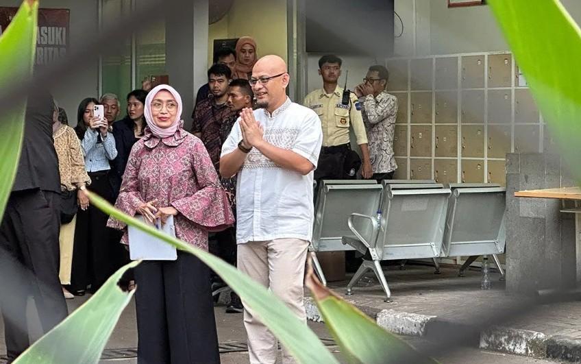 Dibebaskan Berkat Rehabilitasi Presiden, Mantan Dirut ASDP Ira Puspadewi Resmi Keluar dari Rutan KPK
