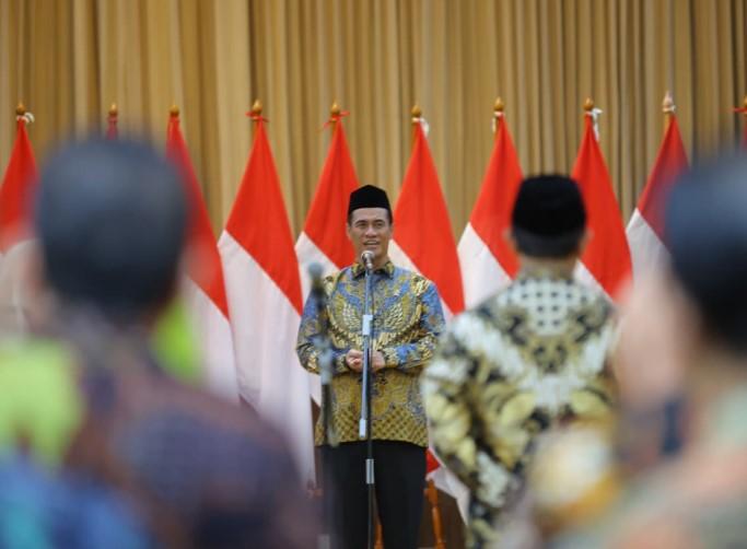 Mentan Amran Lantik Pejabat Tinggi Madya: “Kerja Nonstop, Jangan Korupsi, Jaga Pertanian Bersama”