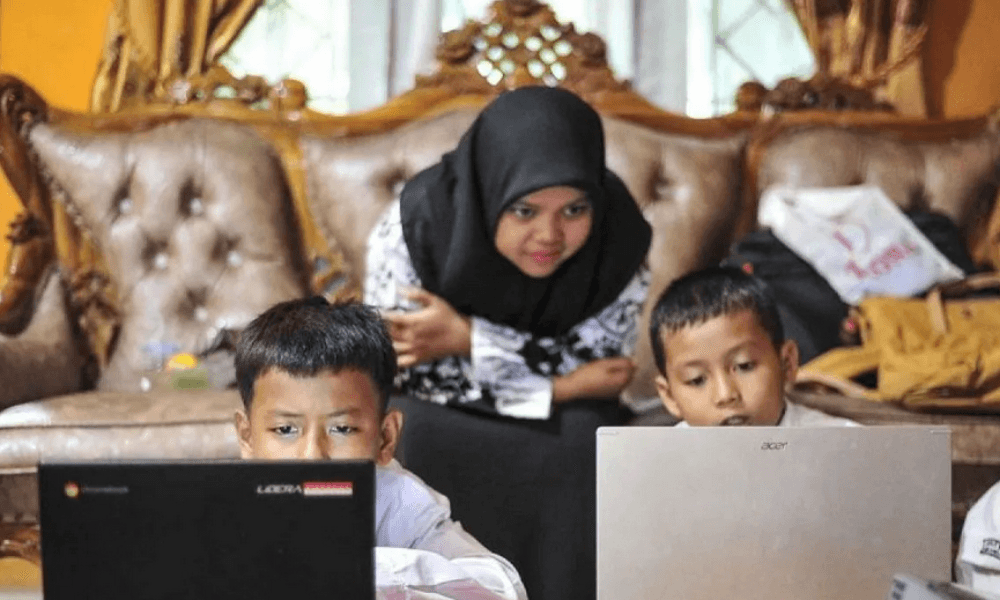 Transformasi Digital di Sekolah dan Rumah Tangga Pacu Permintaan Internet Stabil di Indonesia