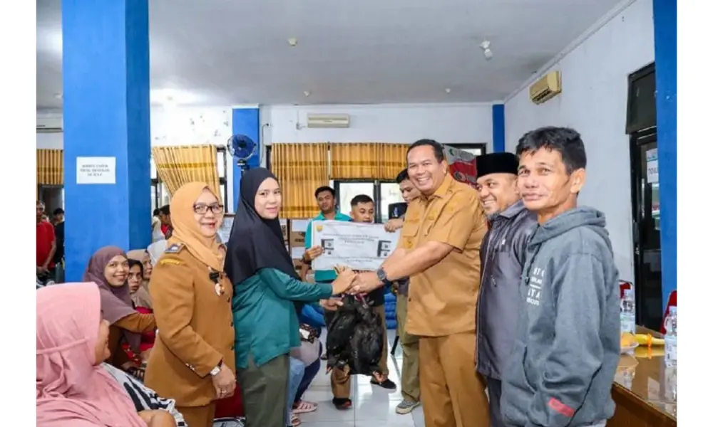 Pemkot Pariaman Bagikan 1.125 Ekor Ayam KUB untuk Dorong Ketahanan Pangan dan Ekonomi Keluarga