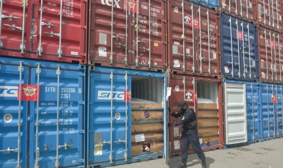 Ekspor Jakarta Tembus 14,43 Miliar Dolar AS, Alas Kaki Jadi Komoditas Unggulan ke Amerika Serikat