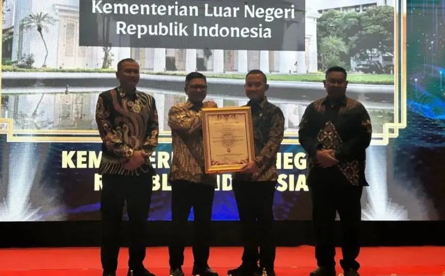 BNPT Serahkan Sertifikat Keamanan kepada 37 Pengelola Objek Vital dan Fasilitas Publik di Jakarta