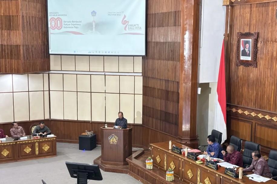 Gubernur Bali Ajukan Raperda untuk Kendalikan Alih Fungsi Lahan dan Praktik Nominee yang Marak Terjadi