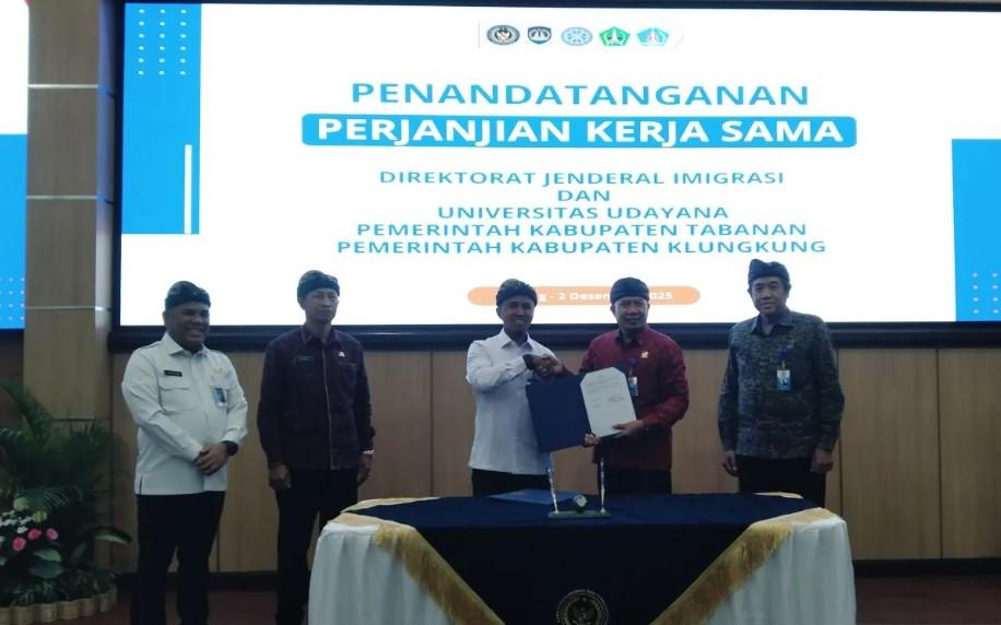 Ditjen Imigrasi dan Universitas Udayana Dirikan Pusat Riset Keimigrasian untuk Tingkatkan Pengawasan WNA
