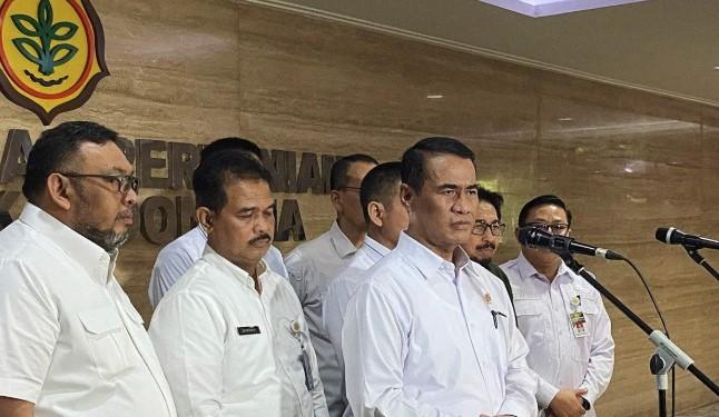Kementan Salurkan Bantuan Rp52 Miliar untuk Korban Banjir di Aceh, Sumut, dan Sumbar