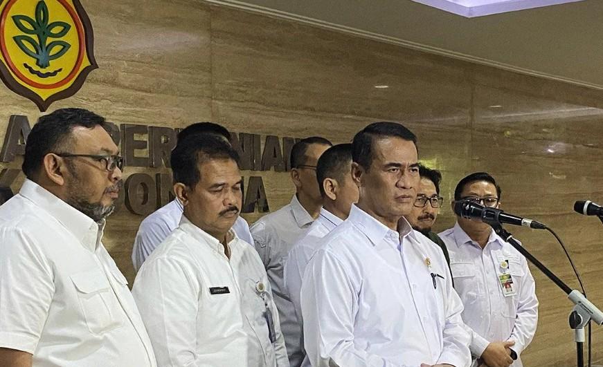 Menteri Pertanian Pastikan Stok Beras Aman di Daerah Bencana Banjir dan Longsor Sumatera