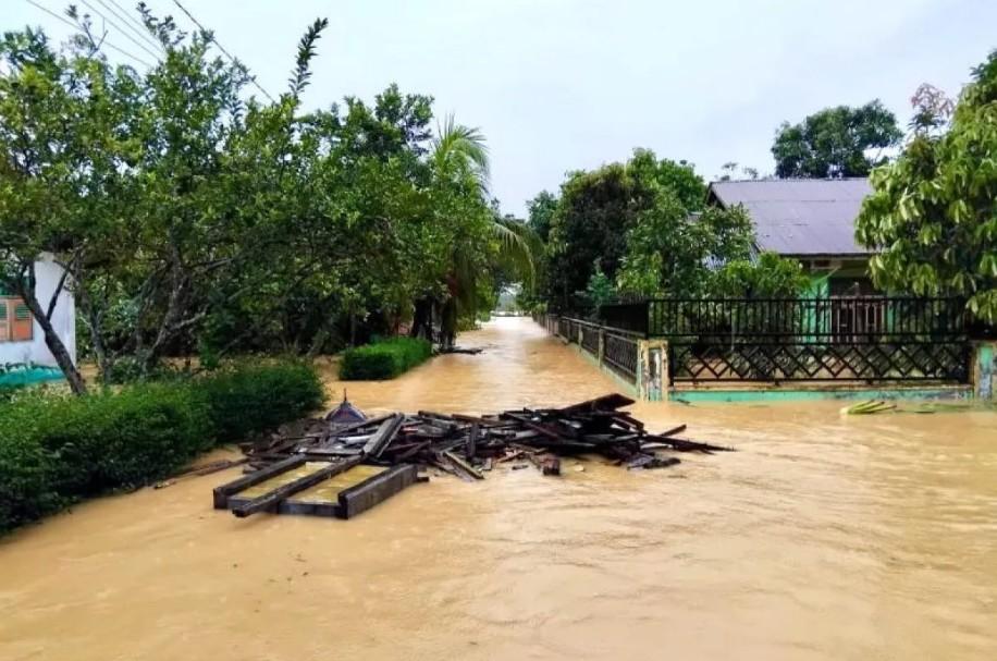 MER-C Kerahkan Relawan Nasional dan Bantuan Kemanusiaan untuk Korban Bencana Hidrometeorologi di Sumatera