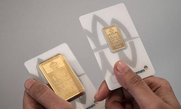 Harga Emas Antam Turun Rp13.000 Menjadi Rp2.412.000 per Gram pada Perdagangan Rabu