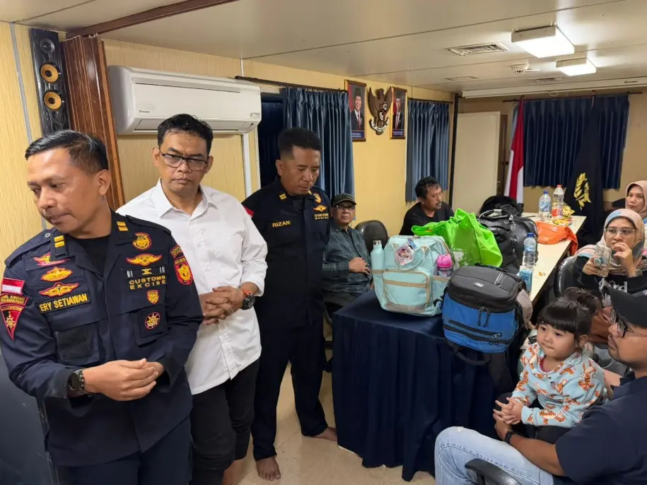 Evakuasi 36 Warga Langsa Melalui Jalur Laut Akibat Banjir, Termasuk Ibu Hamil dan Lansia