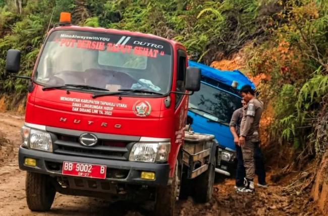Distribusi Bantuan Bapanas Tembus Medan Ekstrem di Tapanuli Utara, Warga Sambut dengan Haru
