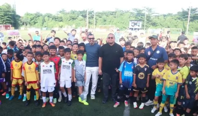 Andre Rosiade Cup ke-3 Resmi Dibuka, Soroti Minimnya Kompetisi Usia Muda di PSSI