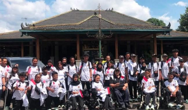 Pelepasan Resmi 56 Atlet Indonesia ke AYPG 2025 Didukung Armada Hybrid Chery