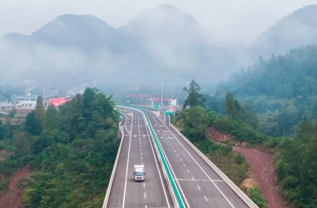 Kendaraan Bermotor Jadi Penyumbang Utama Polusi Udara di China, Emisi Tembus 18,58 Juta Ton