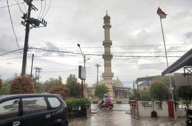 BMKG Prakirakan Hujan Ringan di Sebagian Besar Wilayah Jakarta Sepanjang Sabtu