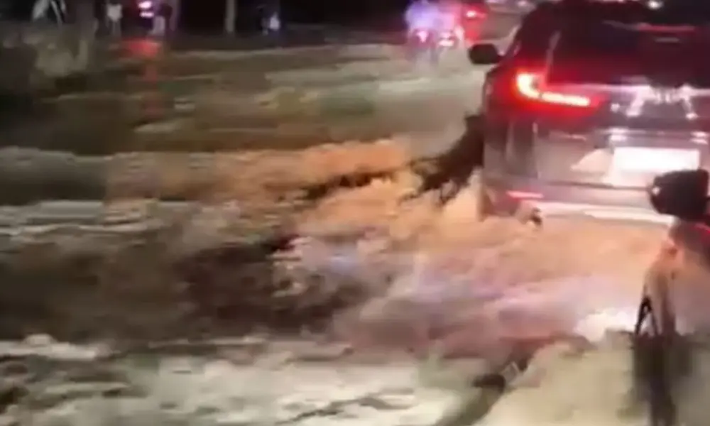 Banjir Rendam Jalur Pidie Jaya–Bireuen, Warga Diimbau Tunda Perjalanan