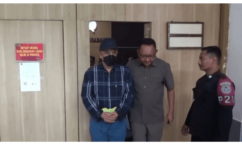 Narapidana Seumur Hidup Asal Belanda Dipulangkan dari Lapas Porong Setelah 11 Tahun Dipenjara