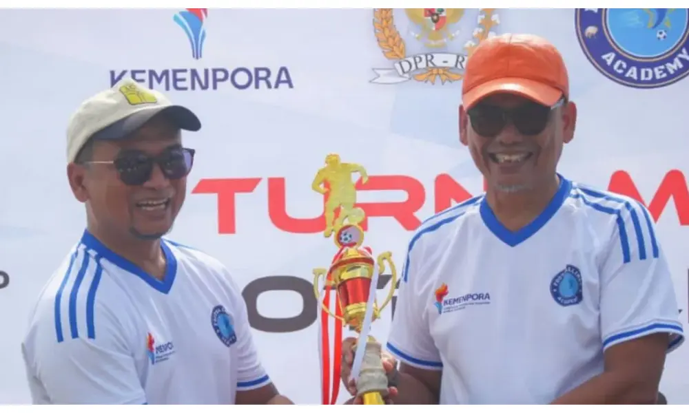 Anggota DPR Dorong Anak Muda Jadi Pelaku Olahraga Lewat Turnamen Sepakbola Usia Dini