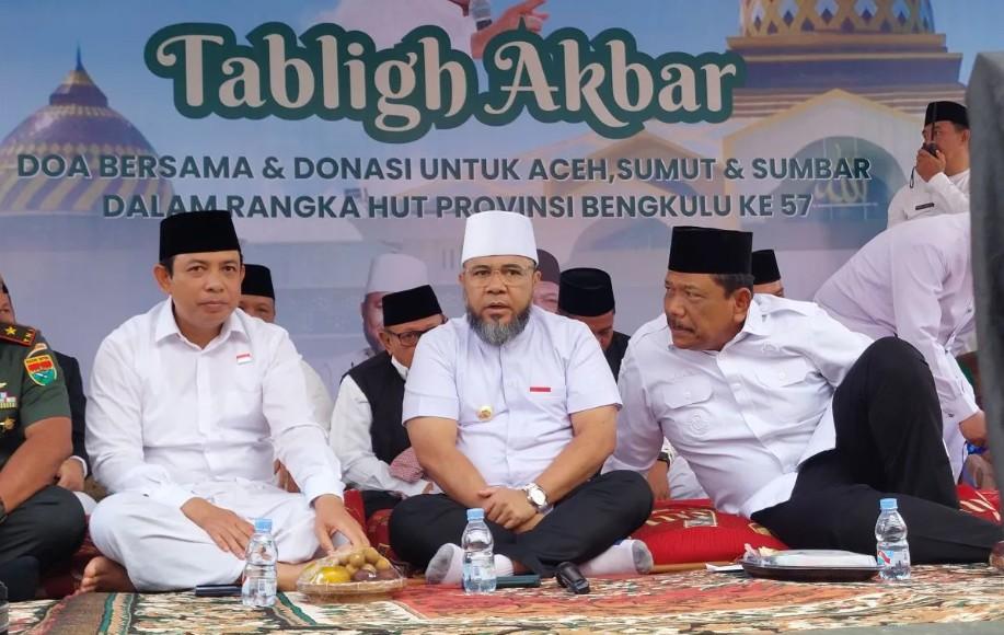 Pemprov Bengkulu Kirim 100 Ambulans dan Bantuan Logistik untuk Bencana di Sumatera