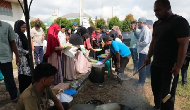 Tiga Kampus di Aceh Buka Dapur Umum Sediakan 500 Porsi per Hari bagi Mahasiswa Terdampak Banjir