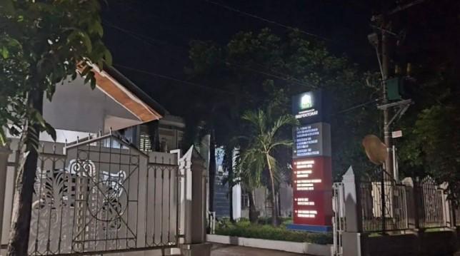 Bupati Aceh Selatan Diperiksa Terkait Keberangkatan Umrah saat Bencana, Publik Desak Tindakan Tegas