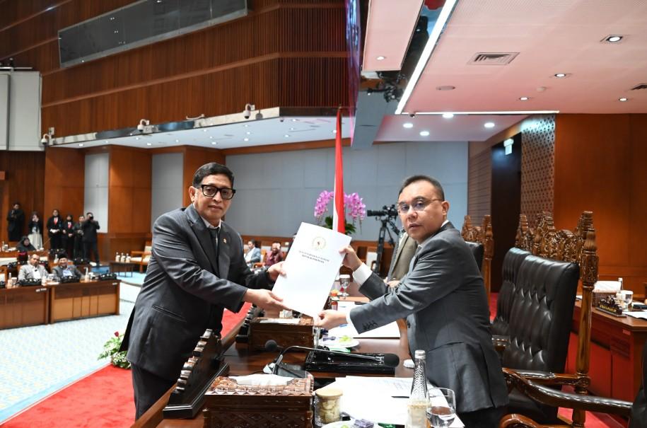 DPR Resmi Tetapkan RUU Perlindungan Saksi dan Korban sebagai Usul Inisiatif