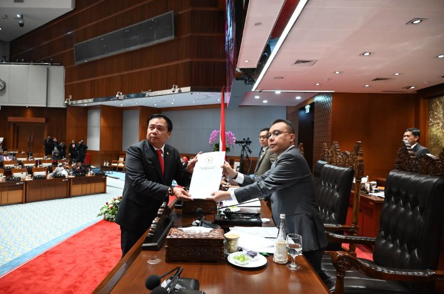 DPR RI Setujui 7 Calon Pengurus LPJK 2025–2029, Tegaskan Komitmen Transparansi dan Profesionalisme