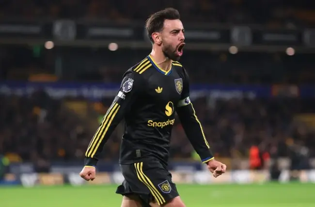 Manchester United Bungkam Wolves 4-1, Fernandes Cetak Dua Gol dan Bawa MU Dekati Empat Besar