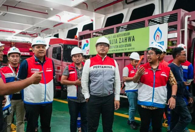 Prabowo Pimpin Rapat Kabinet di Aceh, Pertamina Laporkan Akselerasi Distribusi Energi ke Wilayah Bencana