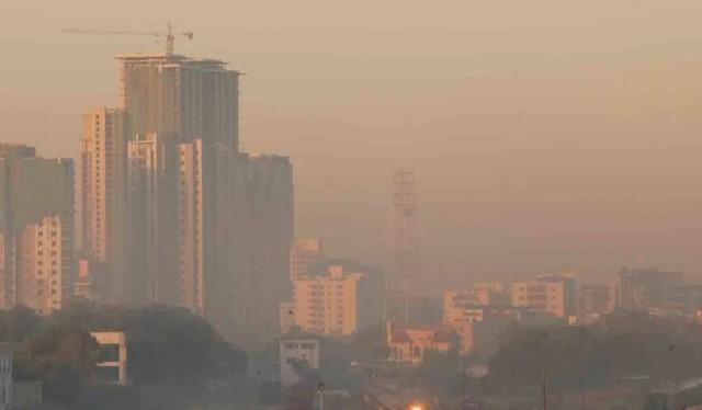 Dokter Paru Ingatkan Ancaman Gangguan Pernapasan pada Perempuan Perkotaan akibat Polusi dan Kebiasaan di Rumah