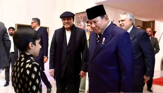 Pertemuan Hangat Presiden Prabowo dan Presiden Zardari di Islamabad Tegaskan Komitmen Strategis Indonesia–Pakistan
