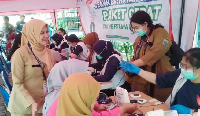 Pemkot Jakarta Timur Gencarkan Cek Kesehatan Gratis bagi Kader Dasawisma dan Masyarakat