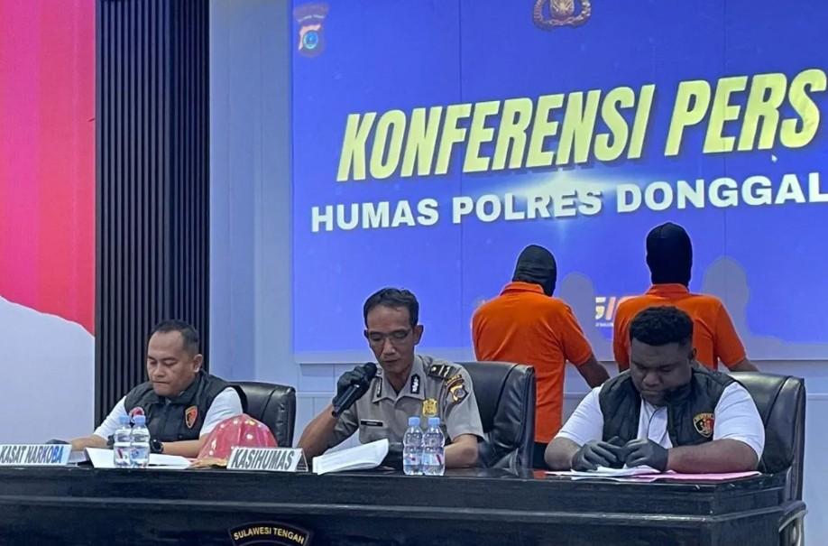 Polisi Gagalkan Penyelundupan 1 Kg Sabu dari Malaysia di Donggala, Dua Kurir Ditangkap