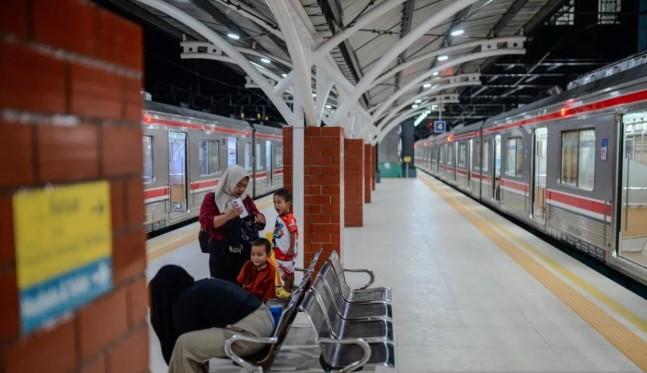 BTP Jakarta Sosialisasikan Alur Baru Penumpang KA Lokal di Stasiun Rangkasbitung untuk Tingkatkan Kenyamanan dan Efisiensi