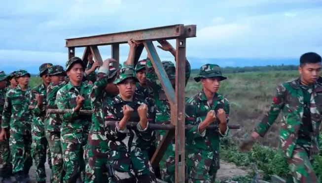 Bantuan PDI Perjuangan untuk Korban Banjir di Sumatera Barat: Dapur Umum, Logistik, hingga Layanan Medis
