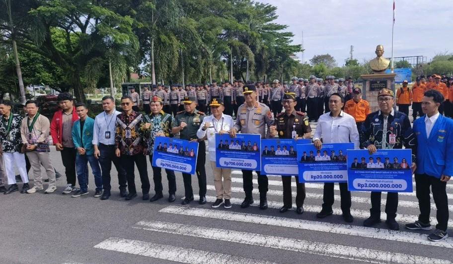Bantuan Rp9 Miliar dari Kalimantan Tengah Dikirim ke Korban Bencana di Sumatera
