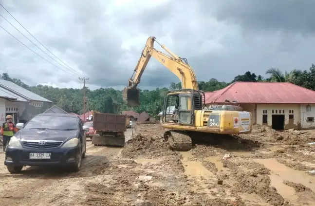 Korban Tewas Akibat Bencana Hidrometeorologi di Agam Bertambah Jadi 190 Orang, Kerugian Capai Rp682 Miliar