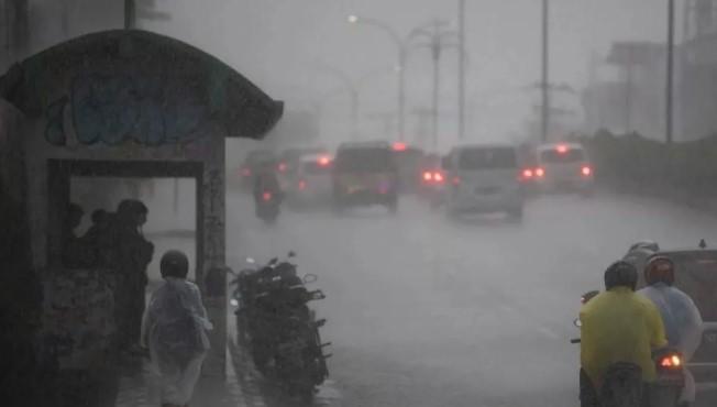 BMKG Prakirakan Hujan Ringan Guyur Sebagian Besar Wilayah RI pada 11 Desember, Waspadai Hujan Petir di Beberapa Kota