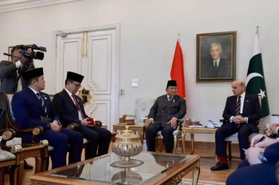 Presiden Prabowo Diterima Hangat di Pakistan, Terima Penghargaan Tertinggi dan Sepakati Kerja Sama Strategis