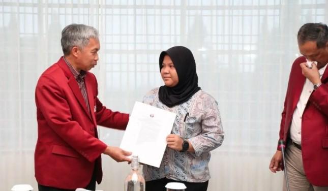 UPI Bebaskan UKT dan Beri Dukungan Hidup Bagi Olivia, Mahasiswi Korban Banjir Bandang Agam