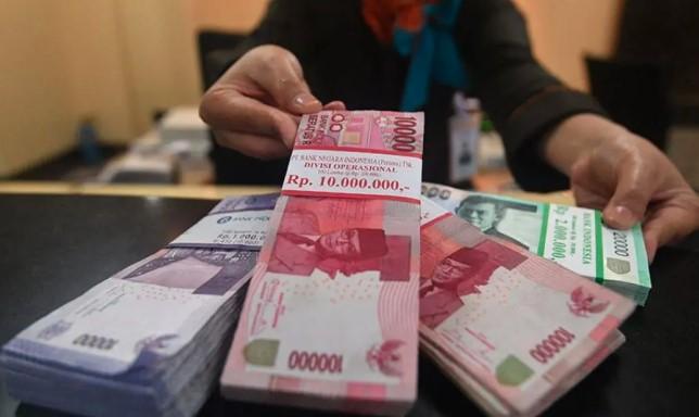 Rupiah Menguat Tipis pada Pembukaan Perdagangan Jumat di Tengah Sentimen Kebijakan The Fed