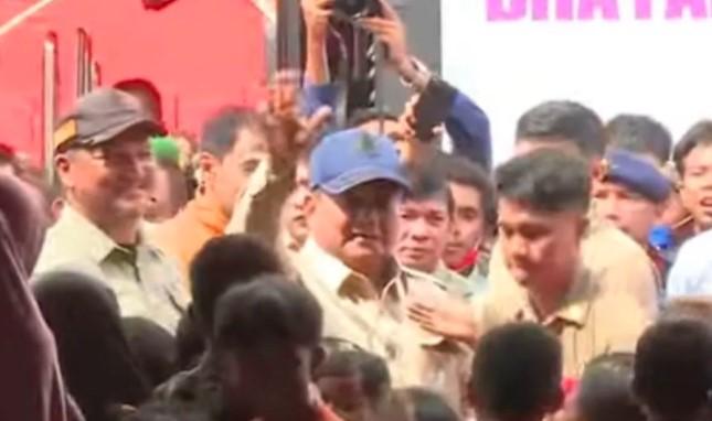 Penuhi Janji, Presiden Prabowo Tinjau Langsung Korban Banjir Bandang di Aceh Tamiang dan Lanjutkan Kunjungan ke Medan