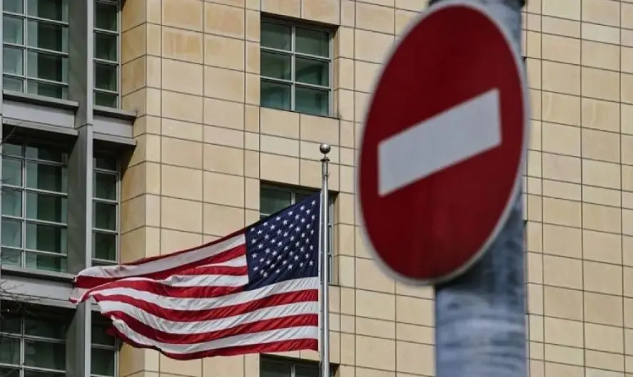 Pemerintahan Trump Tawarkan Rencana Kontroversial: Investasi di Rusia dan Rekonstruksi Ukraina dengan Dana Beku